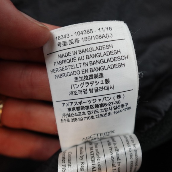 Arcteryx Atom Vest Mens Large Black Insulated Softshell Full Zip Outdoor Hiking - Picture 6 of 11